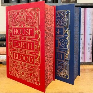Illumicrate Signed HOUSE of EARTH and BLOOD + HOUSE of SKY and BREATH